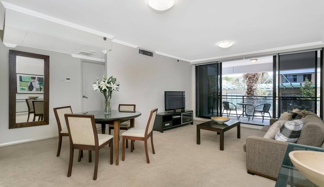 St Leonards- HERB1 - Herbert Street - Stylish 1BR with Balcony Parking in the Heart of St Leonards