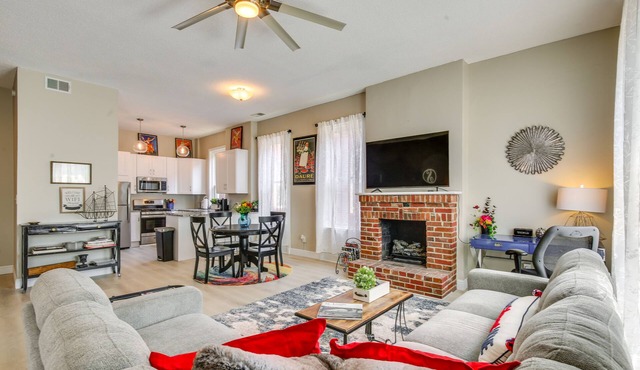 St Louis Vacation Rental ~ 2 Mi to Downtown