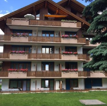 St Martin Apartments
