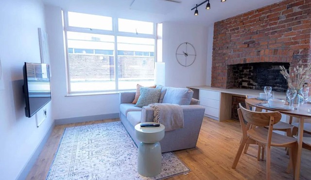 St Mary's Church OneBedroom Apartment by Sojo Stay