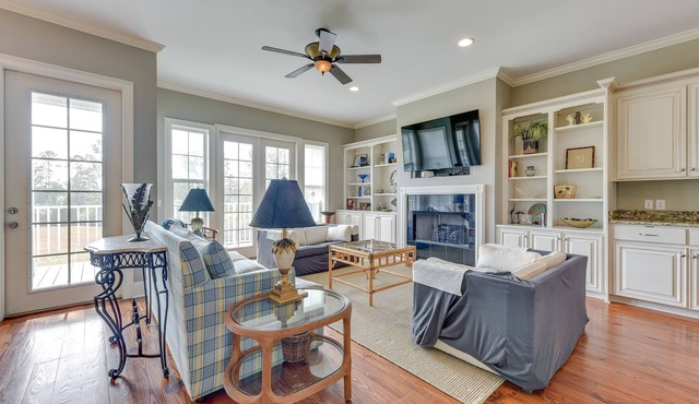 St Marys Retreat w/Watchtower & Community Hot Tub