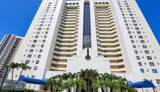 St. Nicole Condo in Pelican Bay, Naples, Florida with Gorgeous Gulf Views