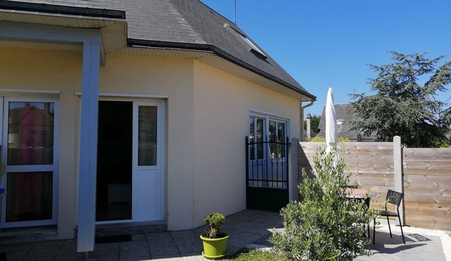 St Pair on sea/Kairon beach house 300 m beach near Granville