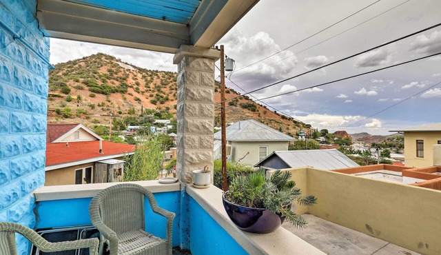 'St Patrick' Apartment in the Heart of Bisbee