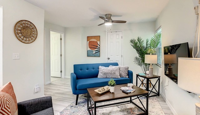 St Pete Charm! 2bd/1ba walk downtown 1st Floor