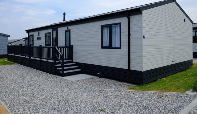 ST PETROCS 17, family friendly, luxury holiday cottage in Padstow