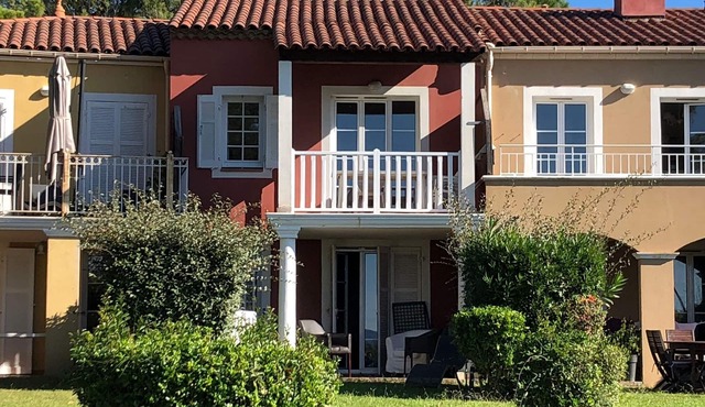 St Raphaël/Rivages du Lac/Apartment 4 pers/superb sea view/pool/wifi/climate