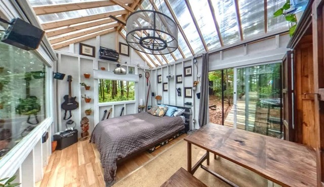 Stabbin Cabin #2 on Grant Island-HotTub,Boat,Pets