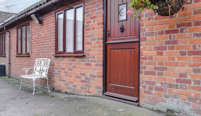 Stable Cottage 1 - UKC3741