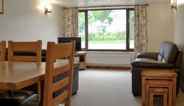 Stable Cottage 5 - UKC3744