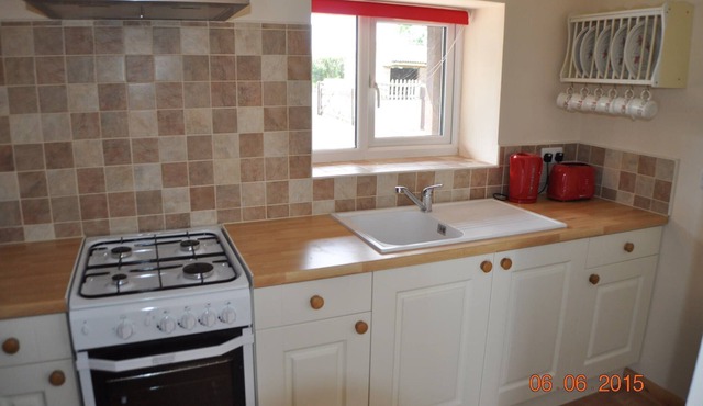 Stable Cottage in the Village of Mark