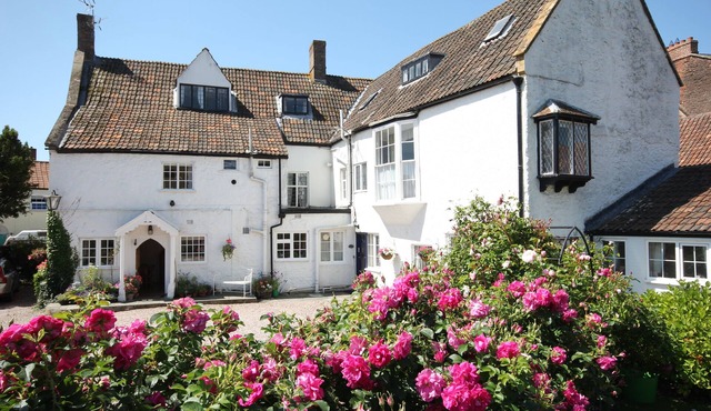 Stable Cottage, Sleeps 4 Cosy, characterful original Features,Quantock Hills UK