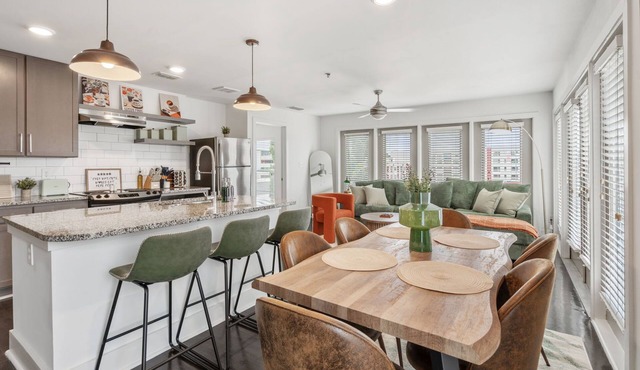 Stadium 5 mins | Luxury 2 Beds | Transit Friendly | Beltline+DT | Free Parking