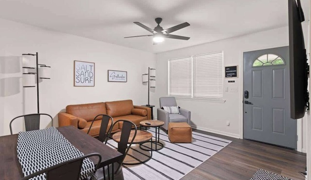 Stafford Oaks | 3 Bed, 1 Bath