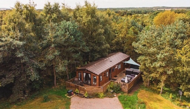 Stag Lodge, Felmoor Holiday Park (Hot Tub Lodge and Dog Friendly)