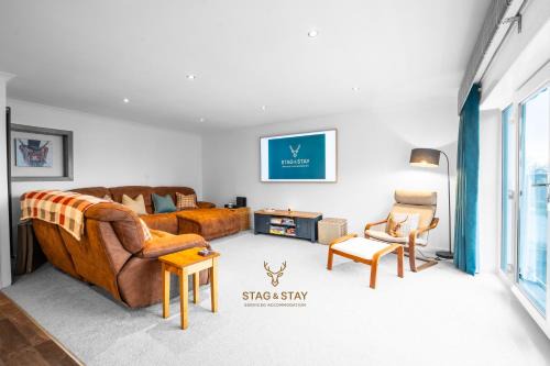 Stag & Stay- Waterlillie - Contractor friendly, Fast WiFi