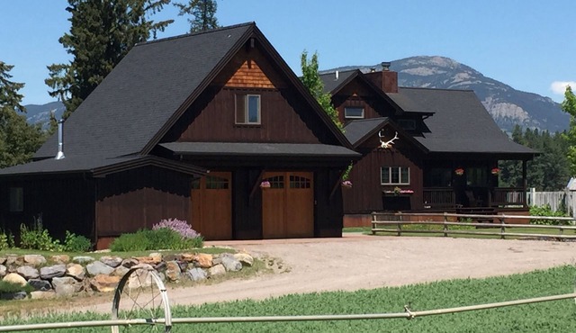 Stage Road Estate private studio apartment.