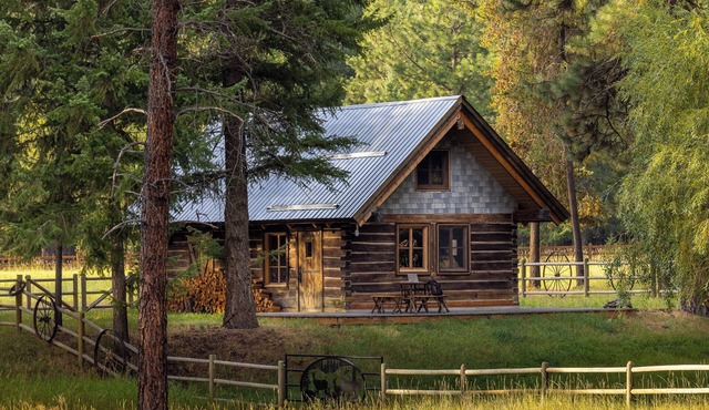 Stagecoach Exchange Cabin - Alpine Falls Ranch