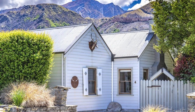 Stags Head Cottage - Home in the heart of Arrowtown