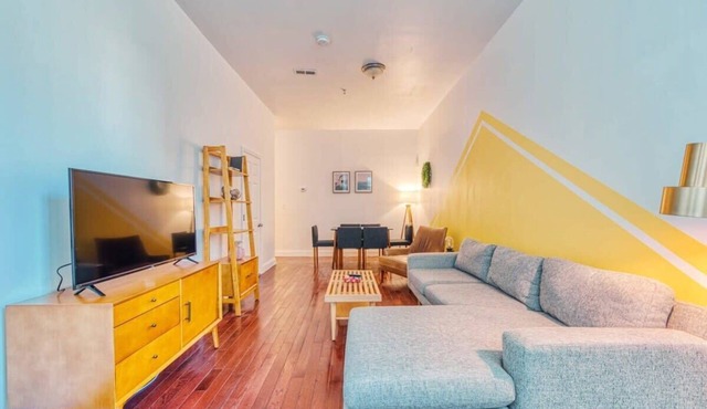 Stairway | 3BR Apt w W/D Ideal for Groups