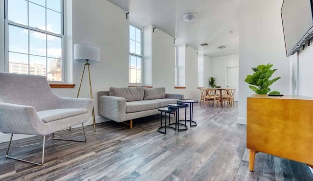 Stairway | 3BR Apt w W/D Ideal for Groups