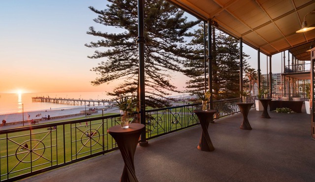 Stamford Grand Adelaide