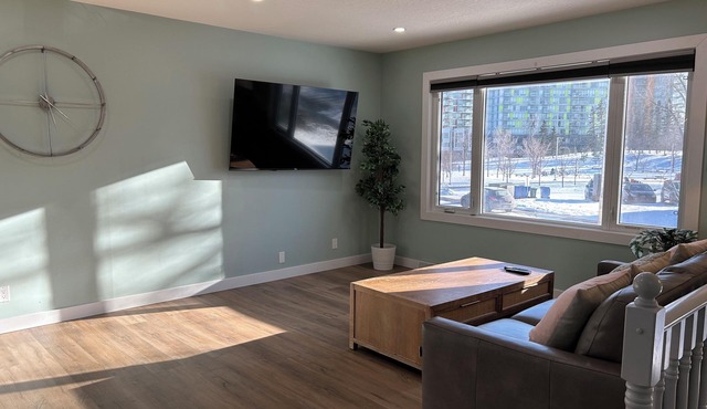 Stampede City Serenity 7BR/5BTH