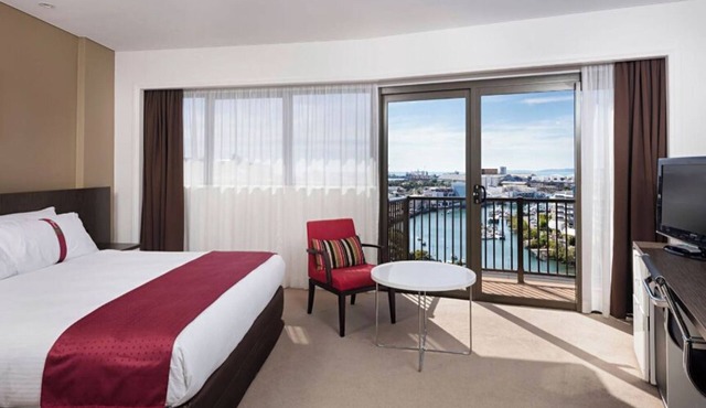 Standard King Room Townsville CBD