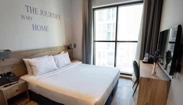 Standard Room Near Jaddaf Metro By ER