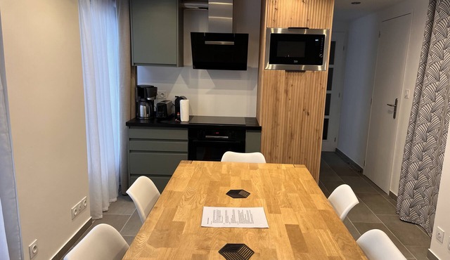 Standing apartment, heart of Bareges village, close to amenities, sleeps 1 to 8