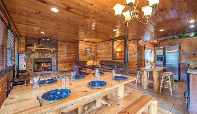 Standing Bear Lodge by Jackson Mountain Rentals