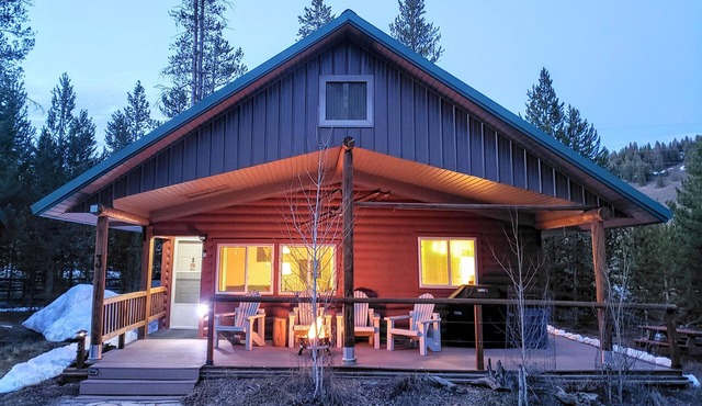 Stanley Stays - The Valley Creek Cabin