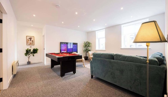 Stanway Apartments Free Parking