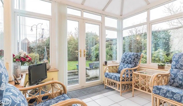 Stanwix Cottage. Walking distance of park and town