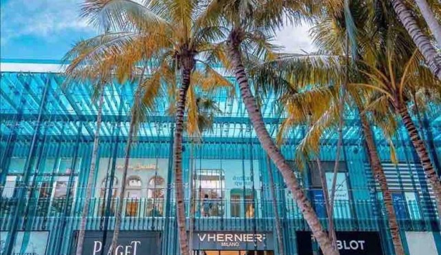 Stanza Design District Parking Laundry