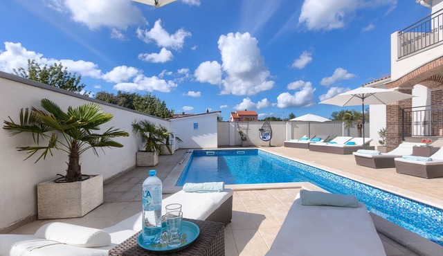 * Star dream villa - dream house, dream pool, dream location, dreamy peace