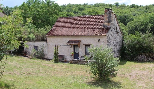 Star gîte with swimming pool in the countryside