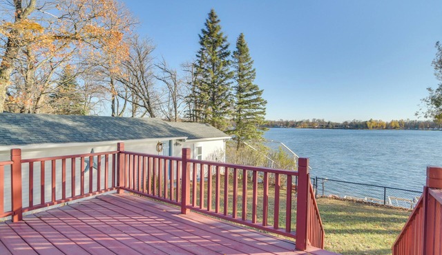 Star Lake Pet-Friendly Home: Dock, Grill, Fire Pit