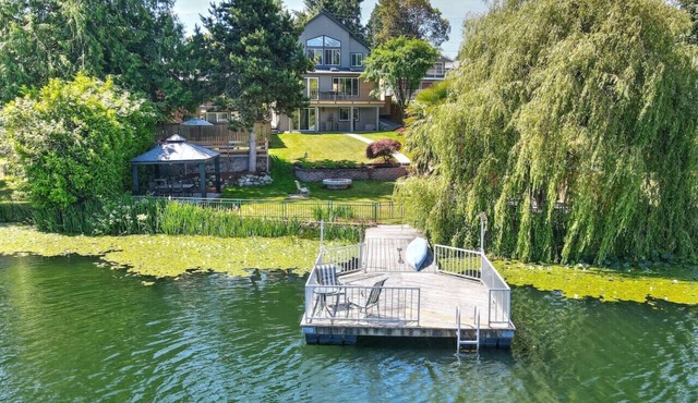 Star Lake Waterfront Estate