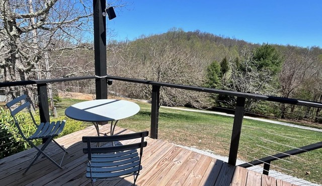 Star Maiden | Highlands Lodge | Private Balcony