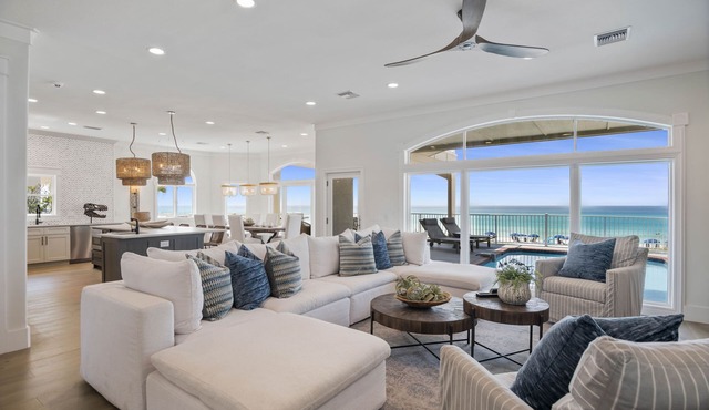"Star of the Sea" Stunning Oceanfront Home, Private Pool, Golf Cart