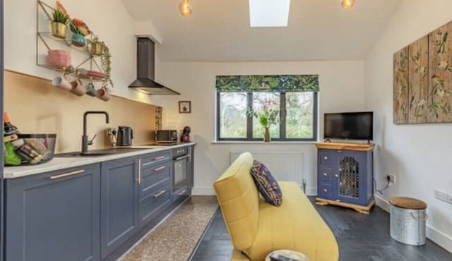 Star's Special Sanctuary, perfect for relaxation. Pet friendly, rural Kent