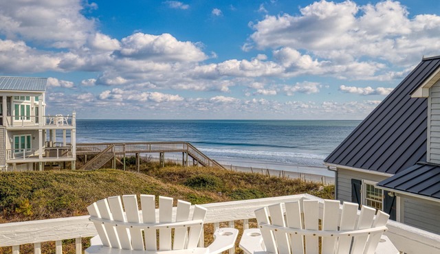 Star Struck- Oceanfront B/Pool/Steps from the Beach!