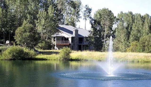 Star Valley Golf Course Luxury! ! Close to Jackson, Yellowstone and GTP!