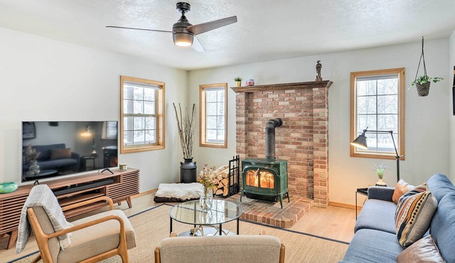 Star Valley Ranch Home ~ 1/2 Mi to Hiking!