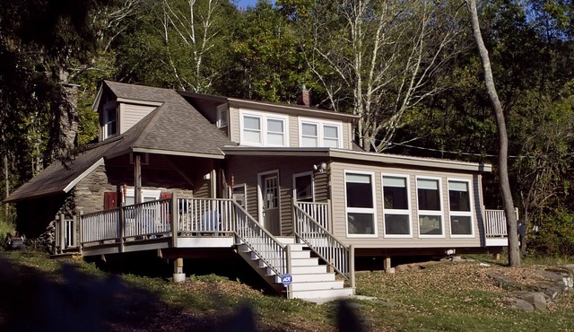 Star View Cabin- Cheerful 3 BR Country Getaway