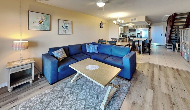 Starboard Light 1 | Designed for Long-Term Stays + Beach Access