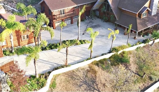 Stargate Music Production Studio & Outdoor Stage Entertainment - Malibu