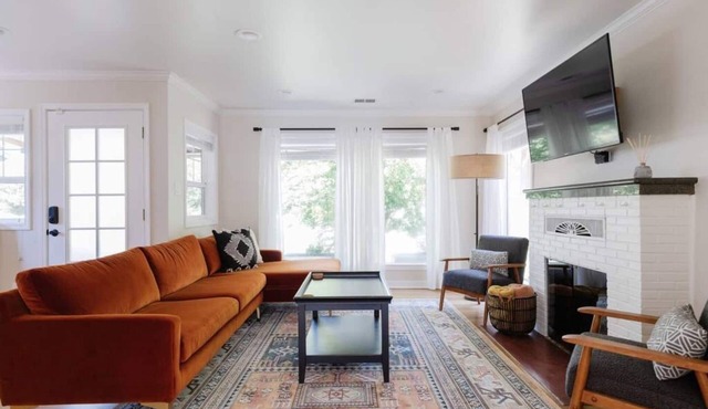 Stargaze your evenings away in the private backyard Hot Tub.