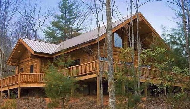 Stargazer - Free Brewery Tours + Modern-Rustic Cabin
